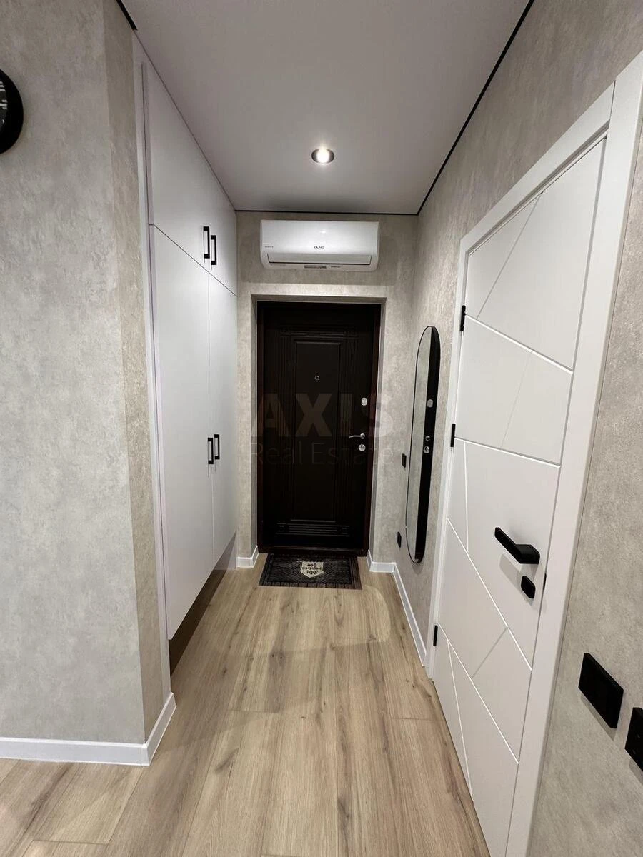 1k apartment vul. Rodyny Kristeriv 14650866