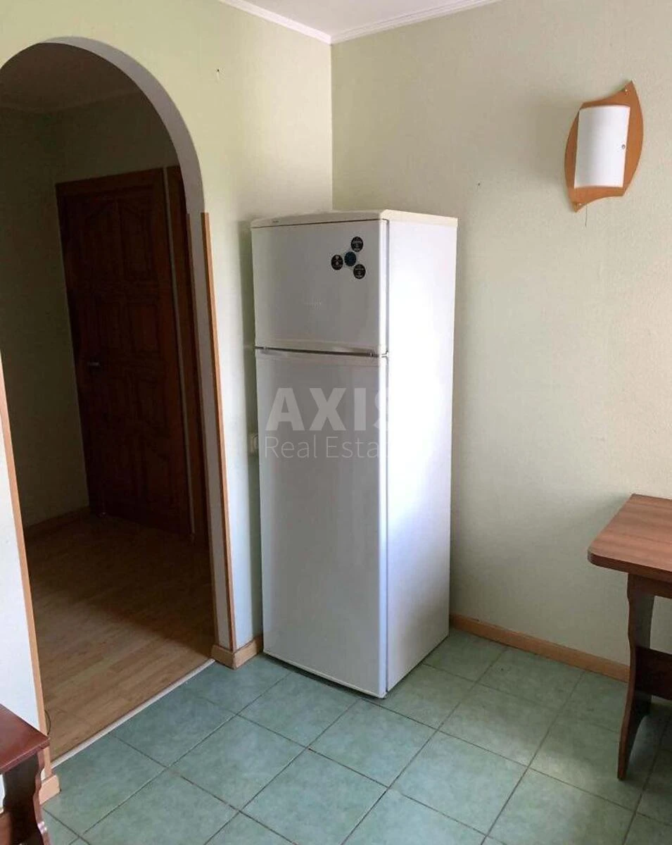 2k apartment pr-t Berestejskij 63/1696241
