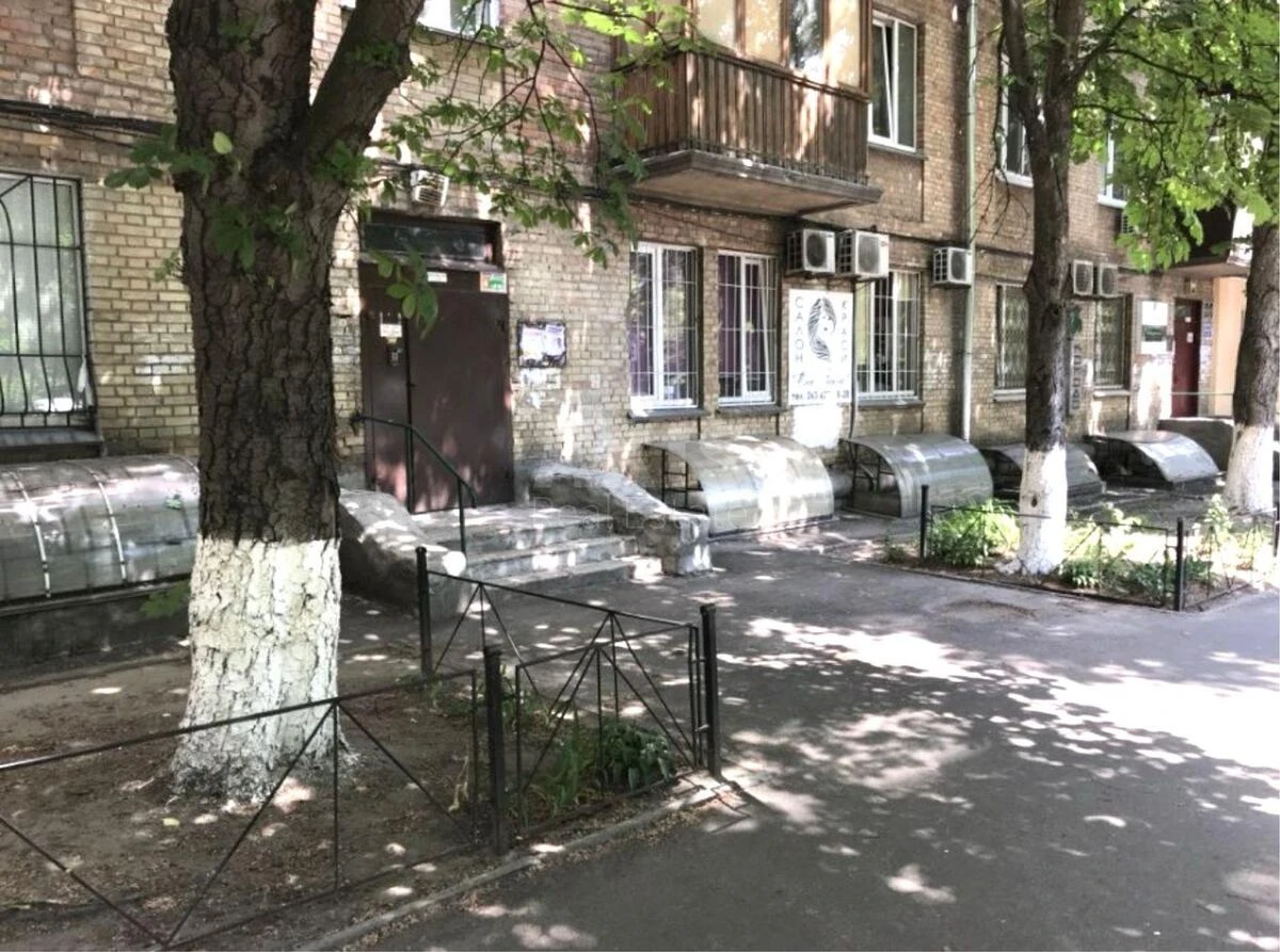 Офис бул. Николая Михновского 26/1, 70м26217410