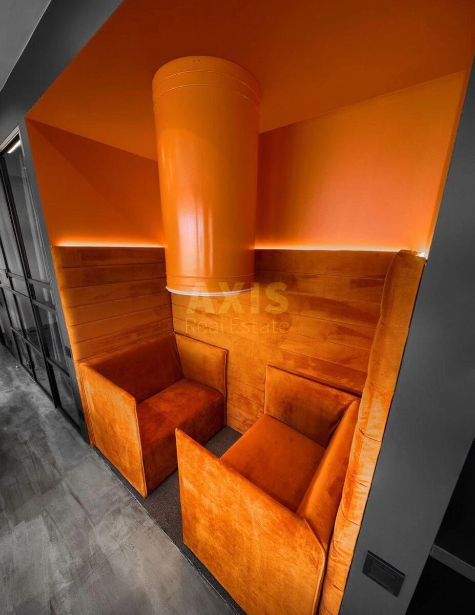 Office vul. Sichovyh Stril'civ 84А, 217m2668075