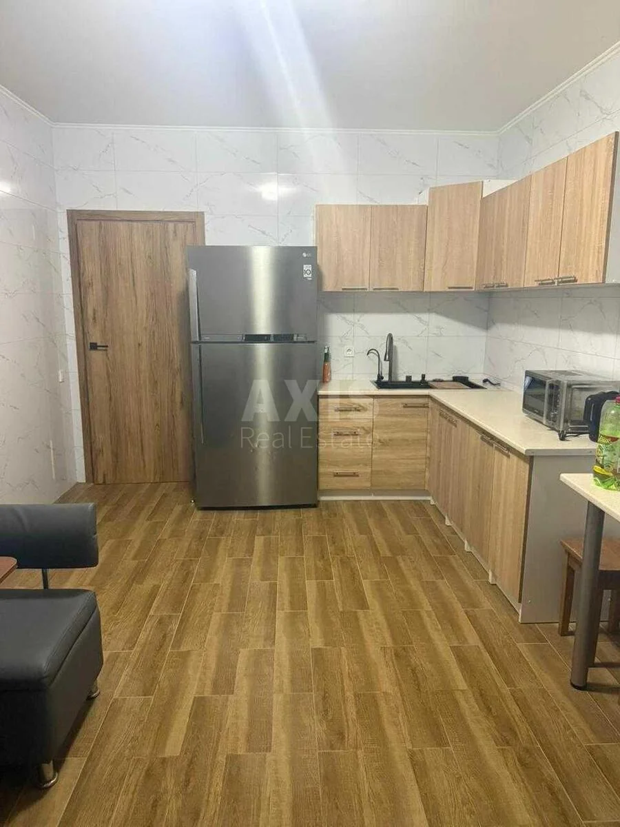 3к квартира ул. Метрологическая 21