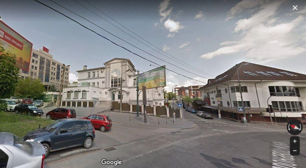 Office prov. Panfilovciv 1, 1500m2670037