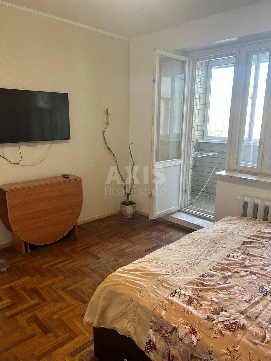 3к квартира ул. Антоновича 165641975