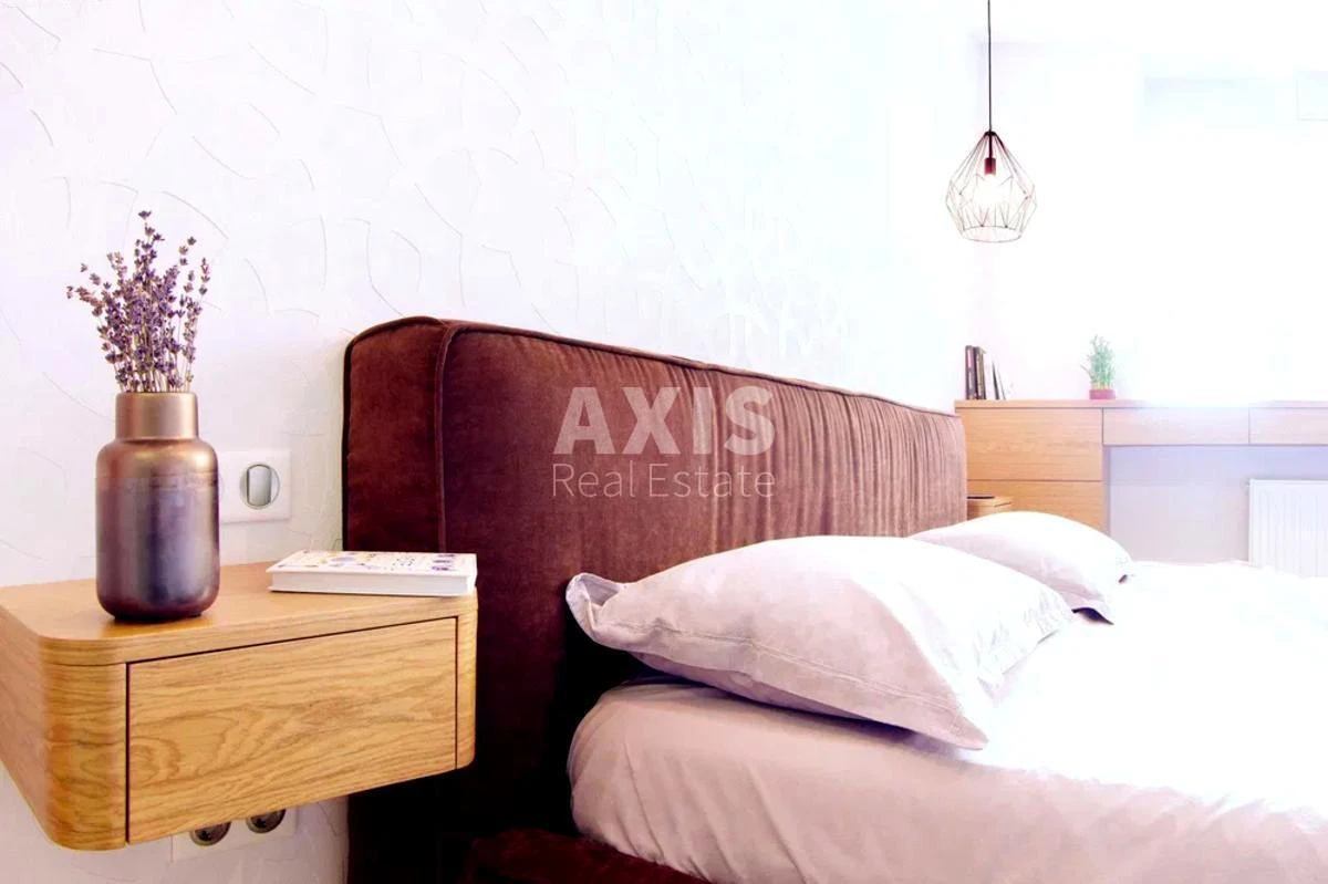 1k apartment vul. Myhajla Maksymovycha 34Б640010