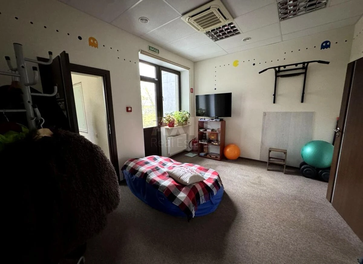 Office vul. Krasylivs'ka 11, 334m27050111