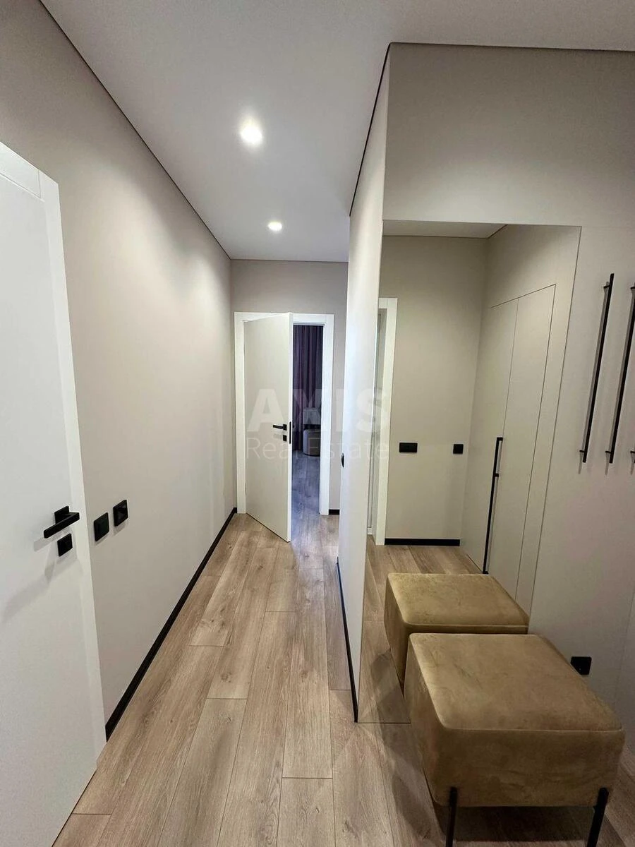 1k apartment pr-t Stepana Bandery 32Д646069