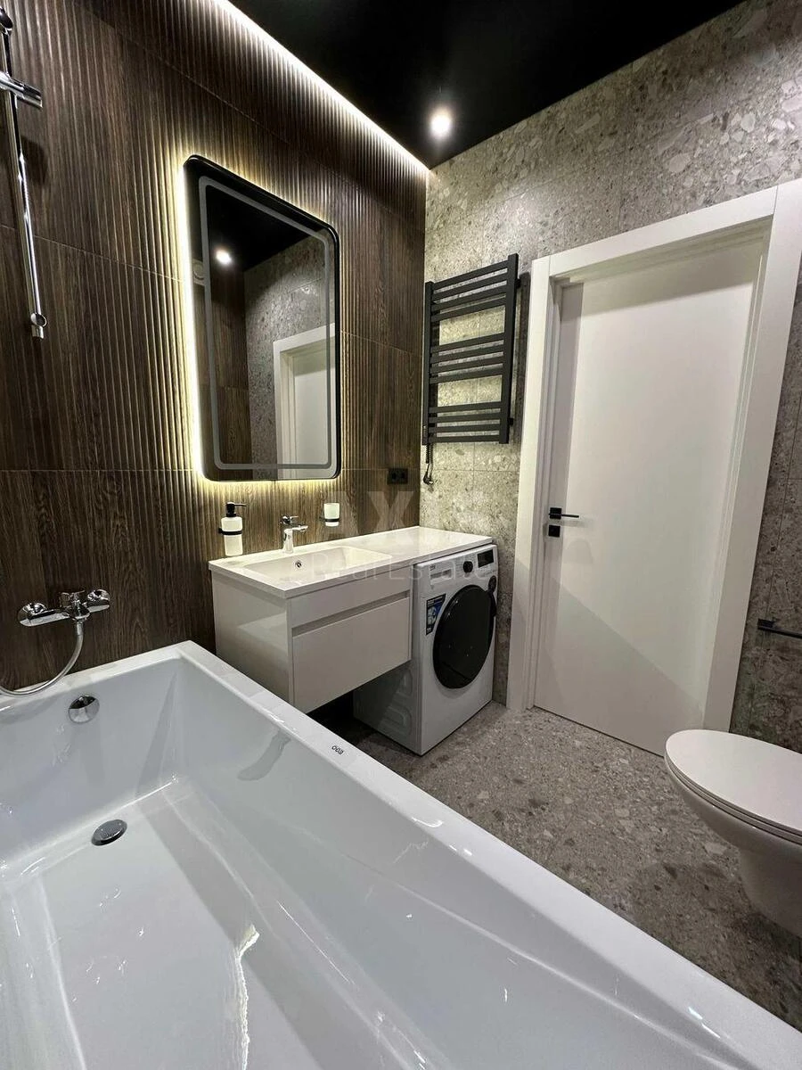 1k apartment pr-t Berestejskij 11Б692836