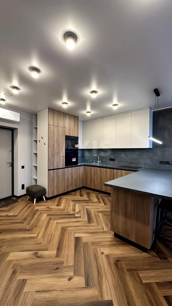 1k apartment vul. Prychal'na 10677149