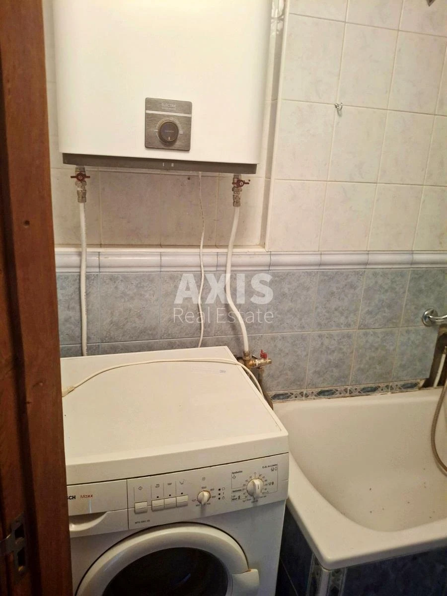4k apartment vul. Jordans'ka 11В6394812