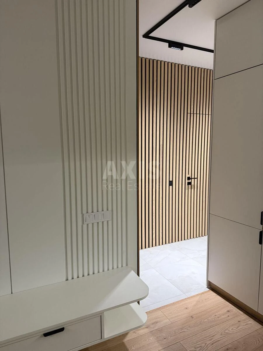 1k apartment vul. Saljutna 2Б643246