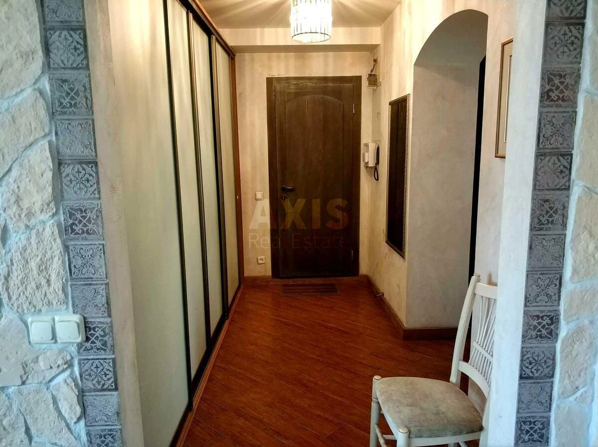 4k apartment vul. Velyka Vasyl'kivs'ka 85/87719118