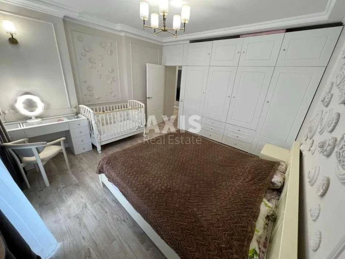 2к квартира ул. Драгоманова 2297472