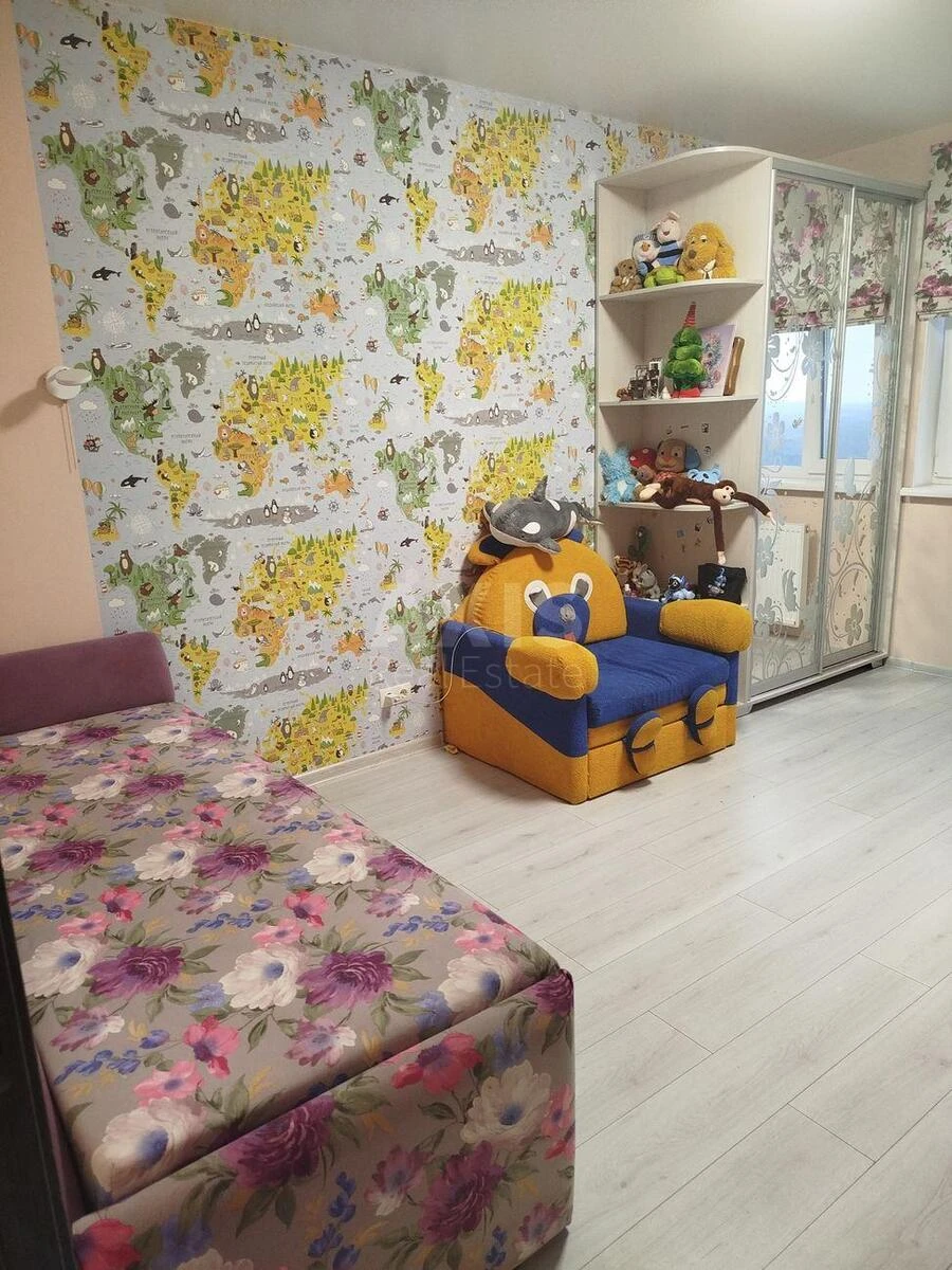 3k apartment vul. Voskresens'ka 18640418