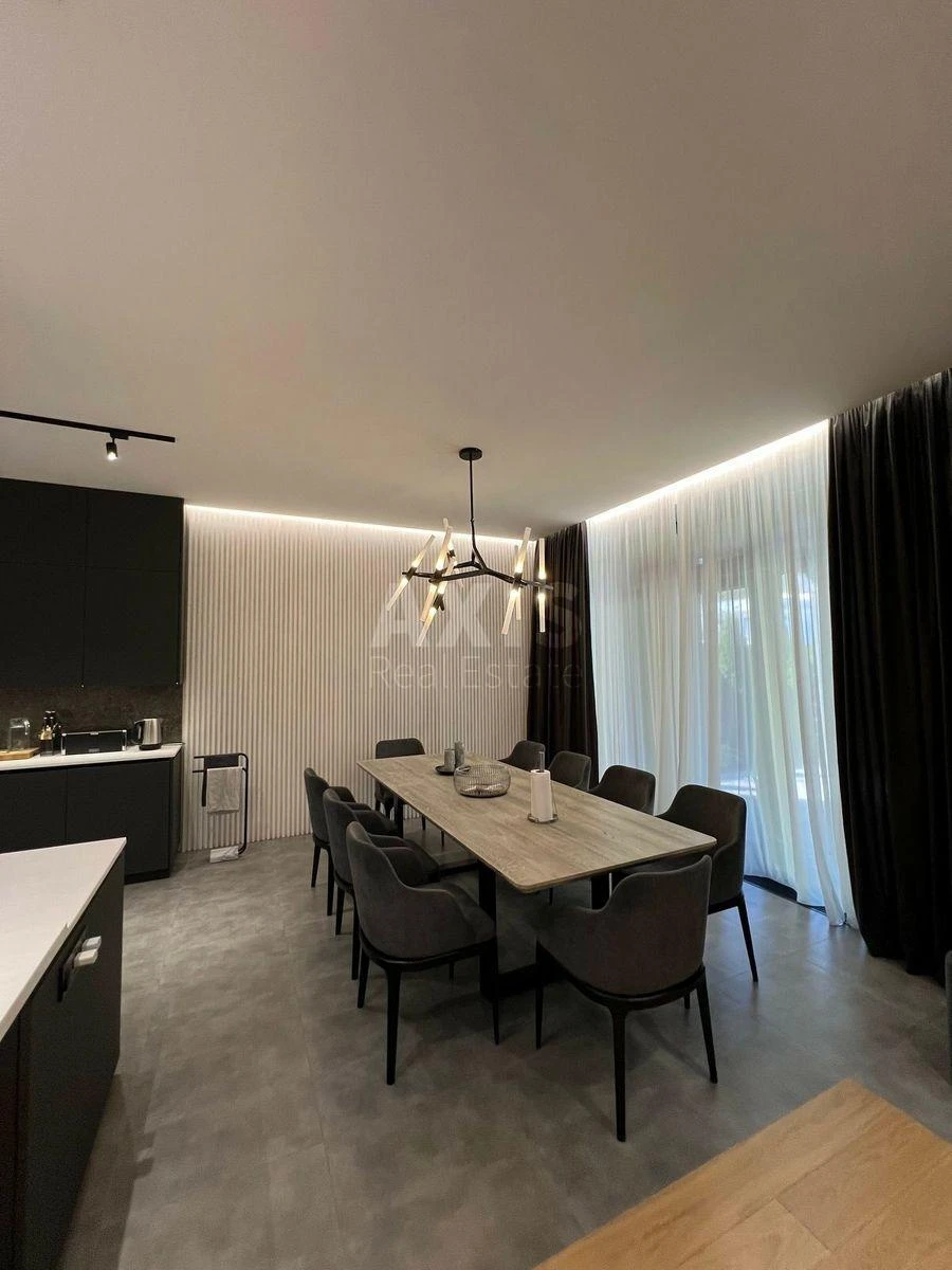 House vul. Linija 8-a, 432m2, Kyiv city389628