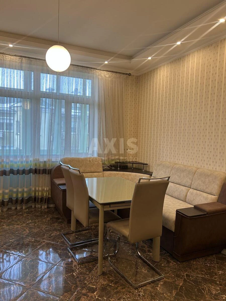 2k apartment vul. Kyrylivs'ka 85/87А648231