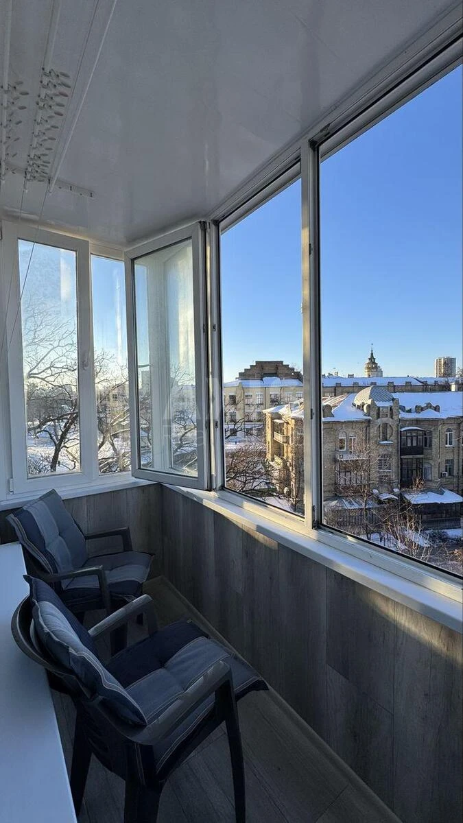 2k apartment vul. Politehnichna 31Б648319