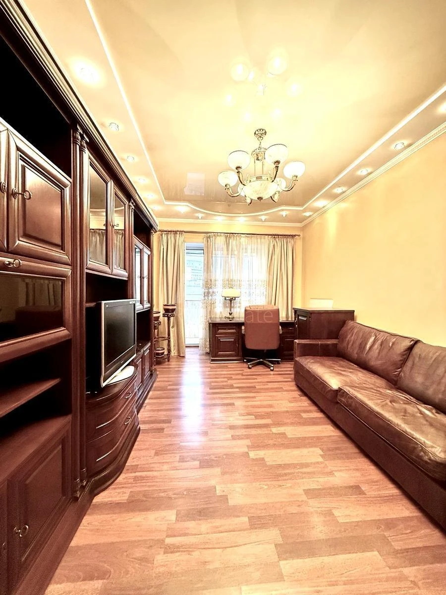 3k apartment vul. Chornovola V'jacheslava 25666387