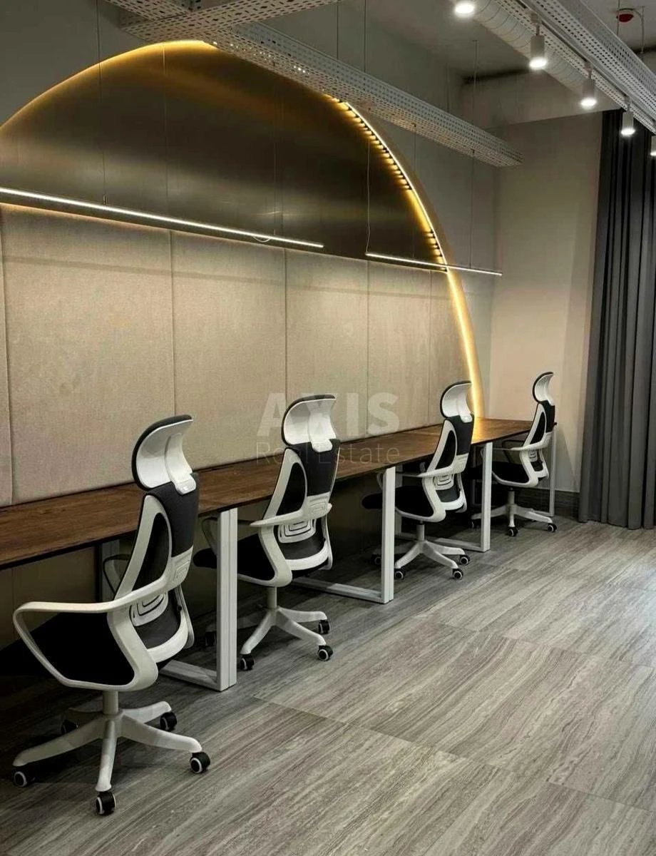 Office vul. Bul'varno-Kudrjavs'ka 17, 208m2668670