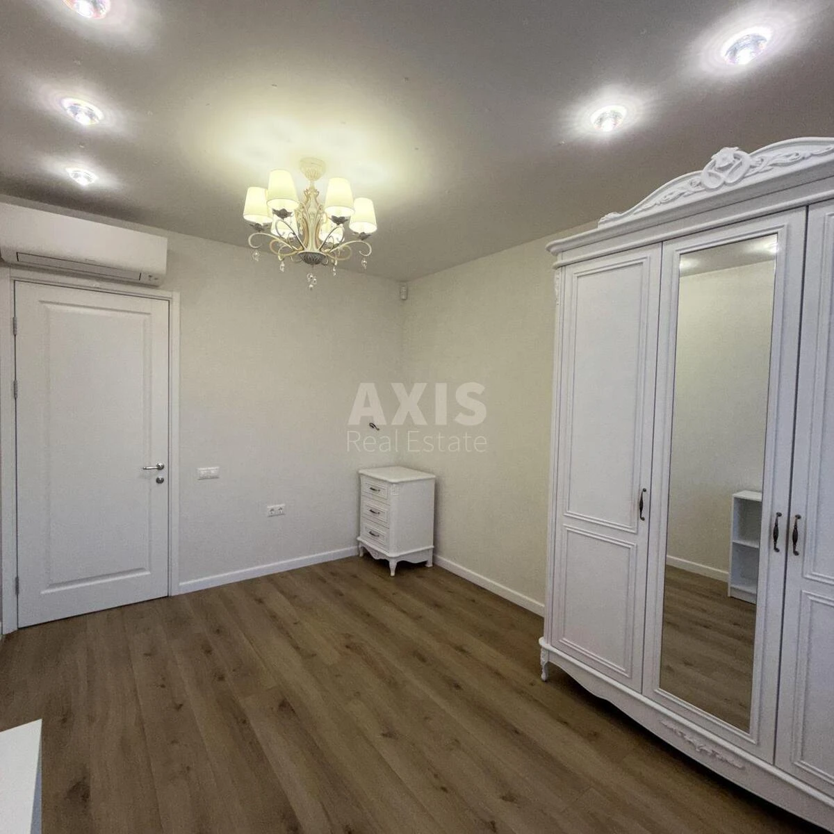 4k apartment vul. Sholudenka 1А7066015