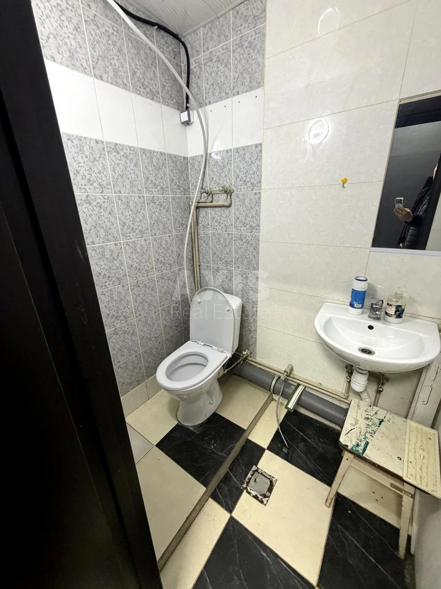 Офис ул. Малышко Андрея 15, 23м2675473