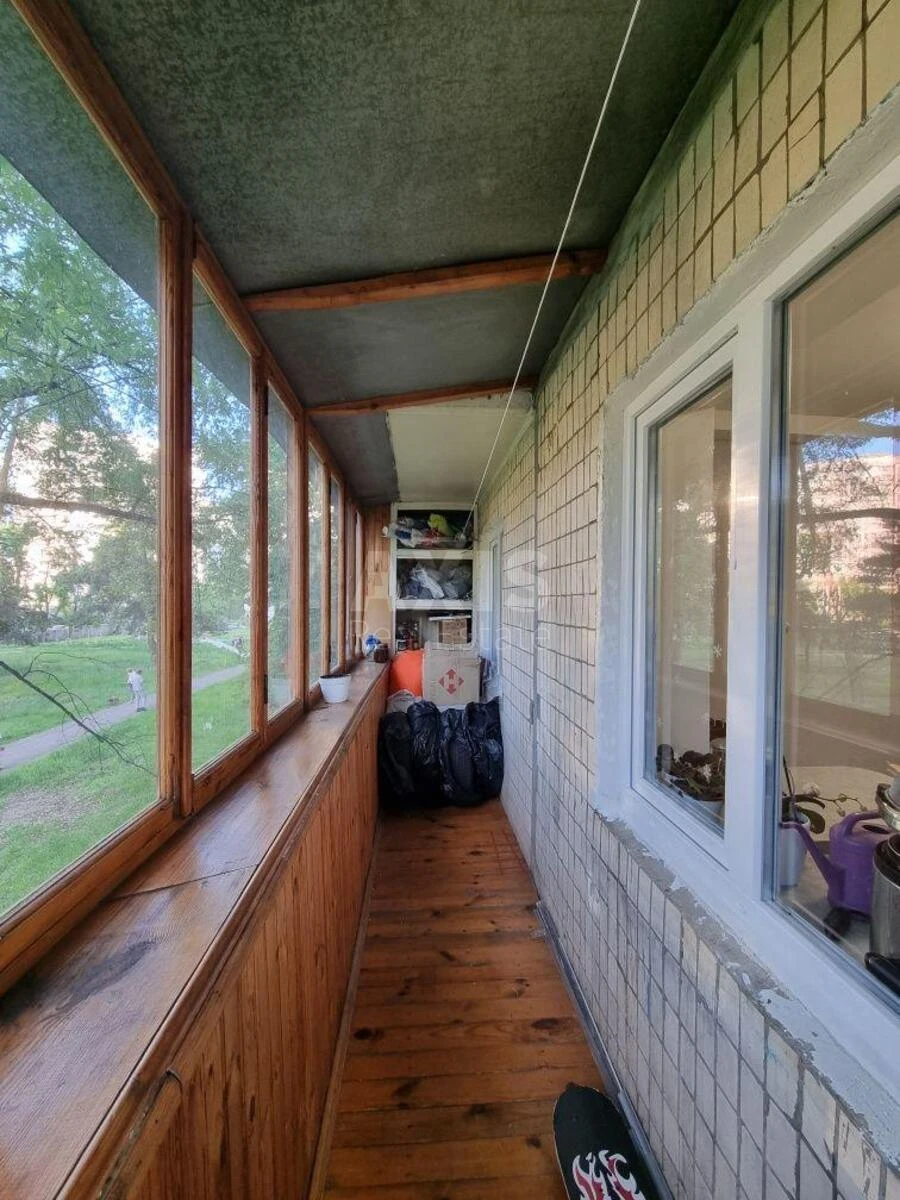 4k apartment vul. Ronalda Reyhana 206560810