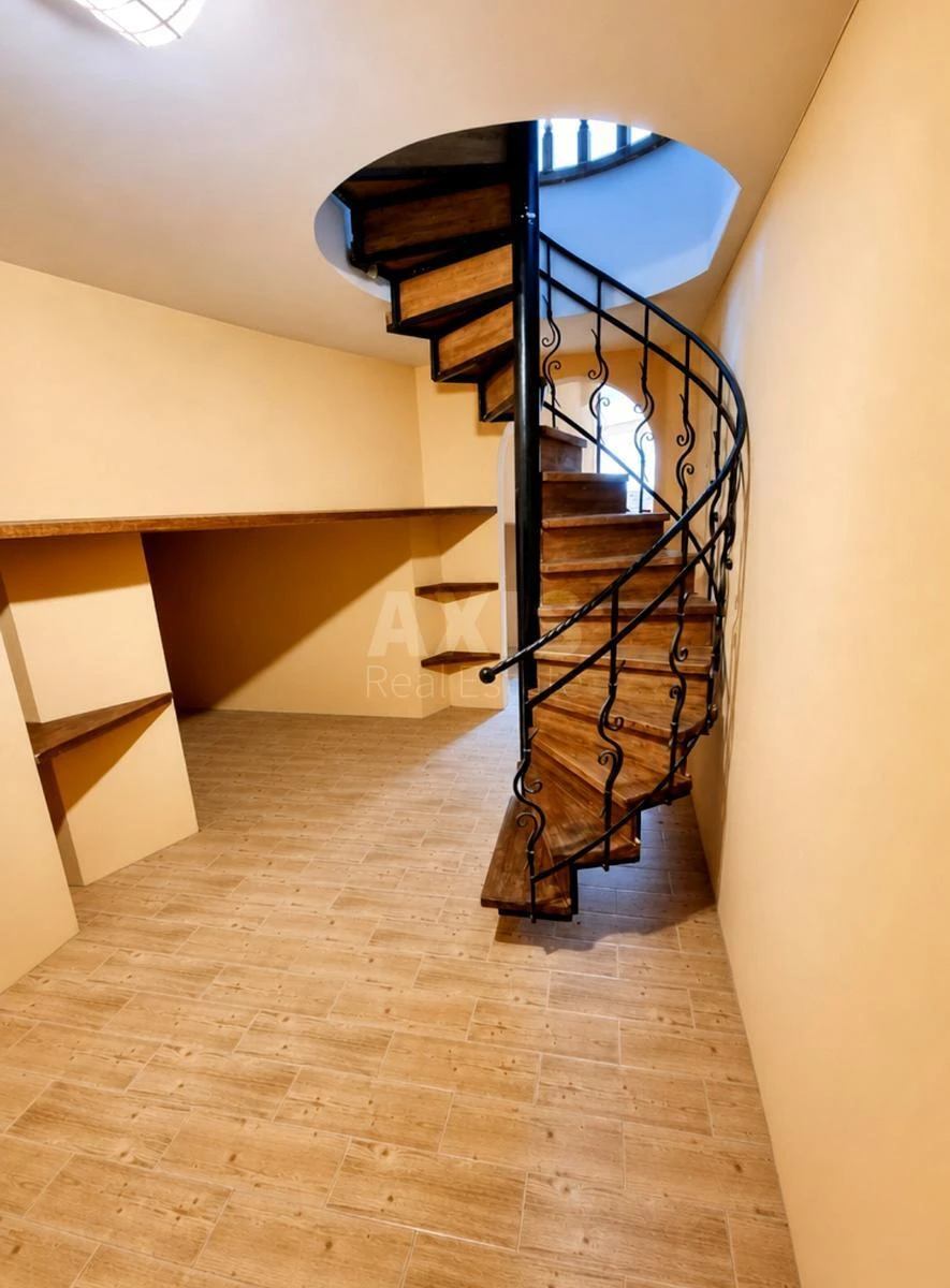 House vul. Rajevs'kogo Mykoly, 467m2, Kyiv city703475