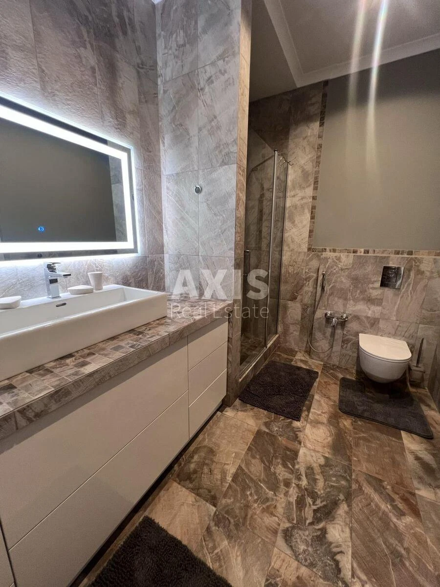 1k apartment vul. Preobrazhens'ka 8Б642896