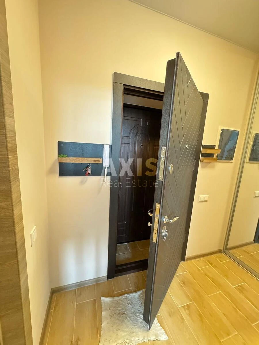 1k apartment vul. Radystiv 32638716