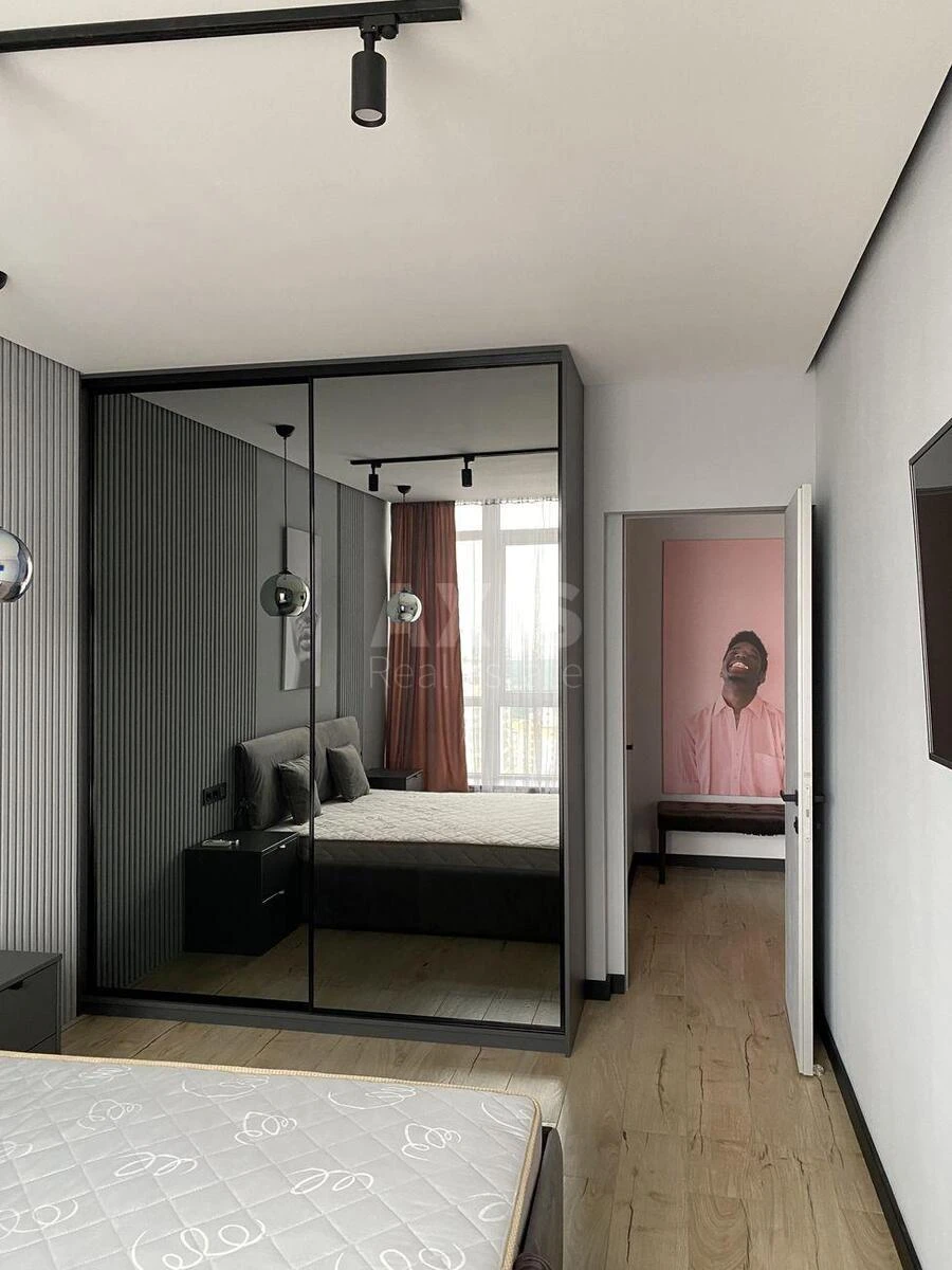 1k apartment vul. L'vivs'ka 15696126