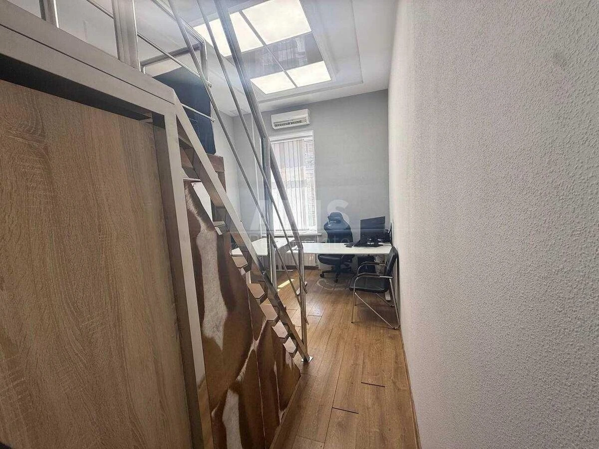 Office vul. Hmel'nyc'kogo Bogdana 25/40, 90m2681592