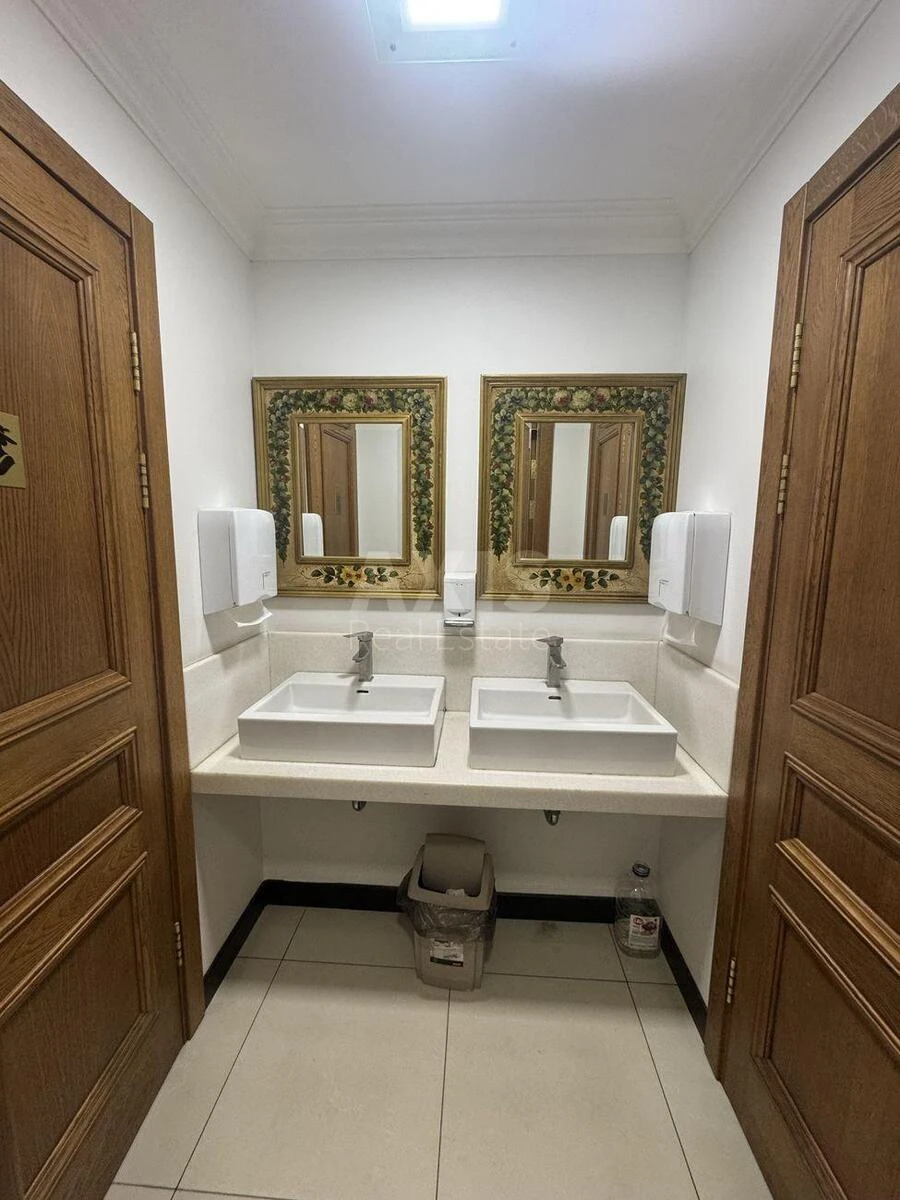 Office vul. Zhyljans'ka 72А, 755m2634832