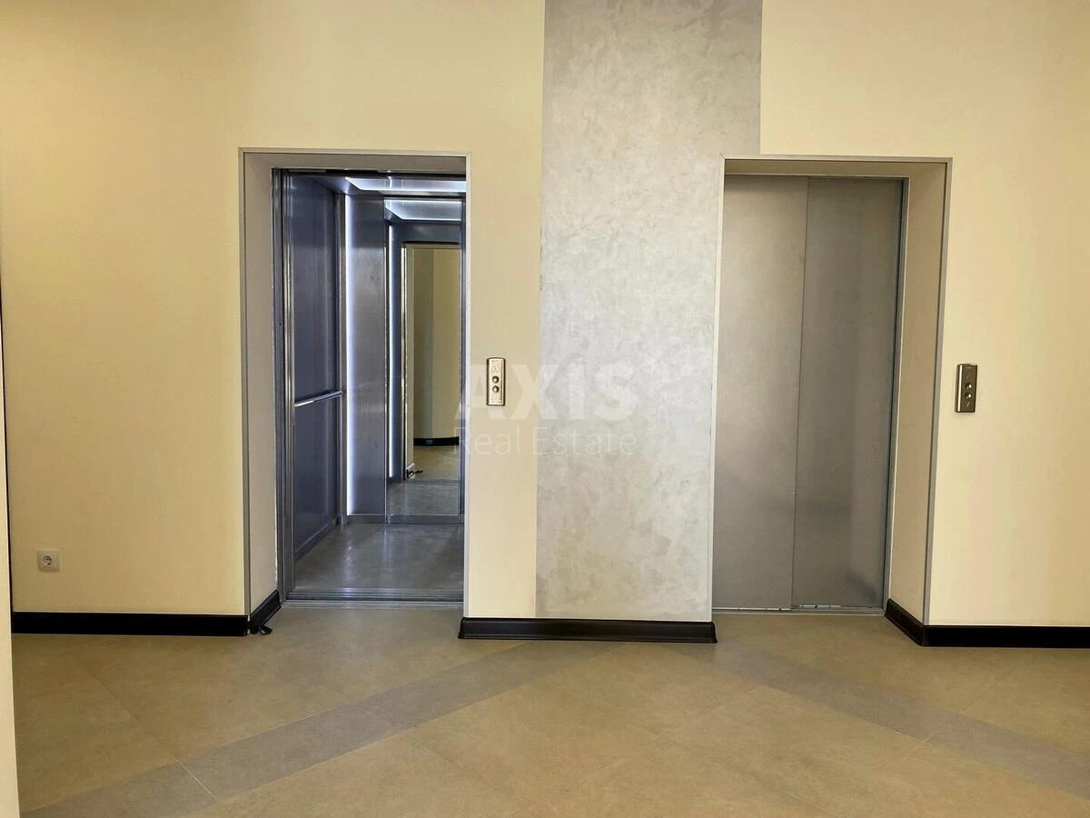 Office vul. Kostjantynivs'ka 75, 130m26686019