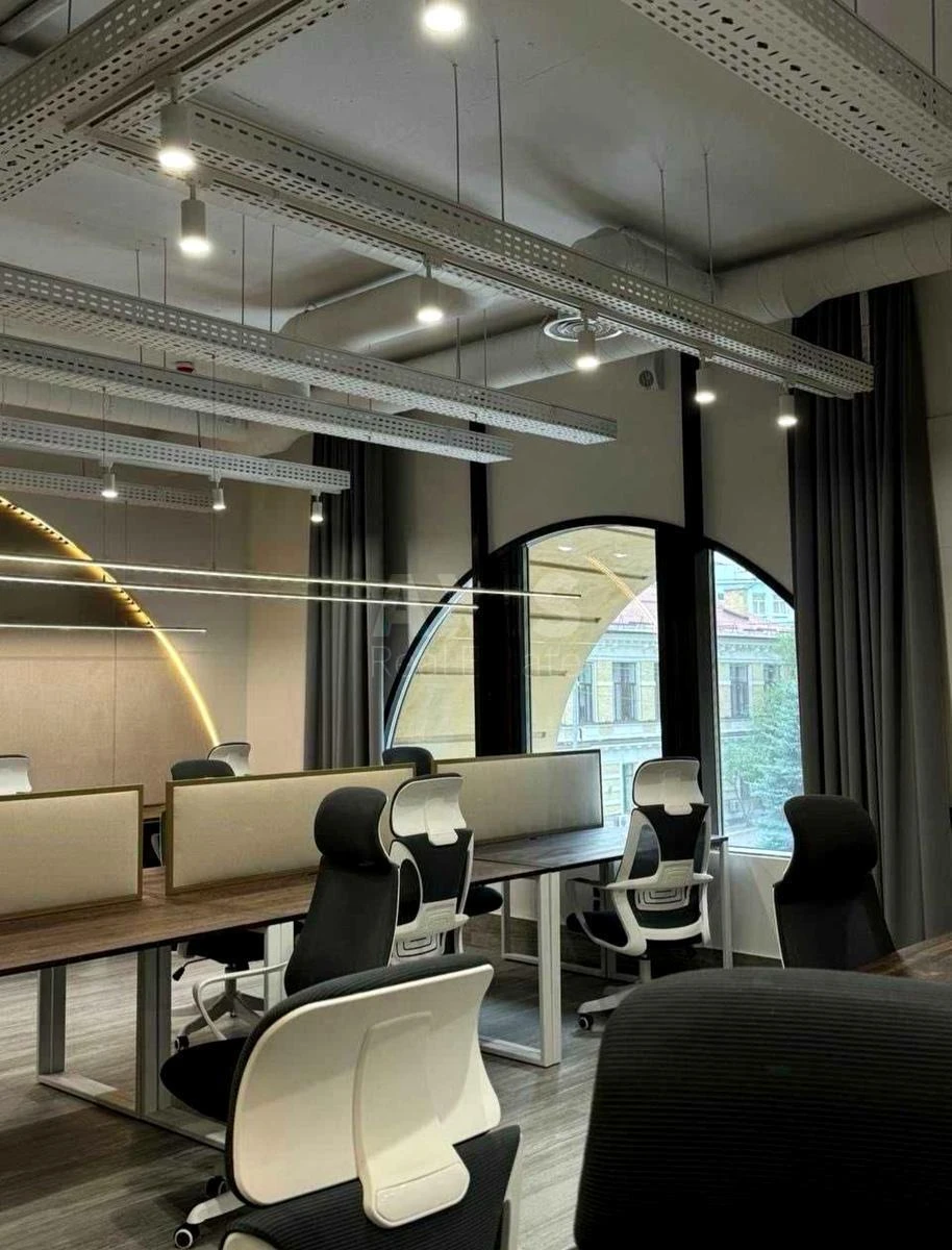 Office vul. Bul'varno-Kudrjavs'ka 17, 208m2668671