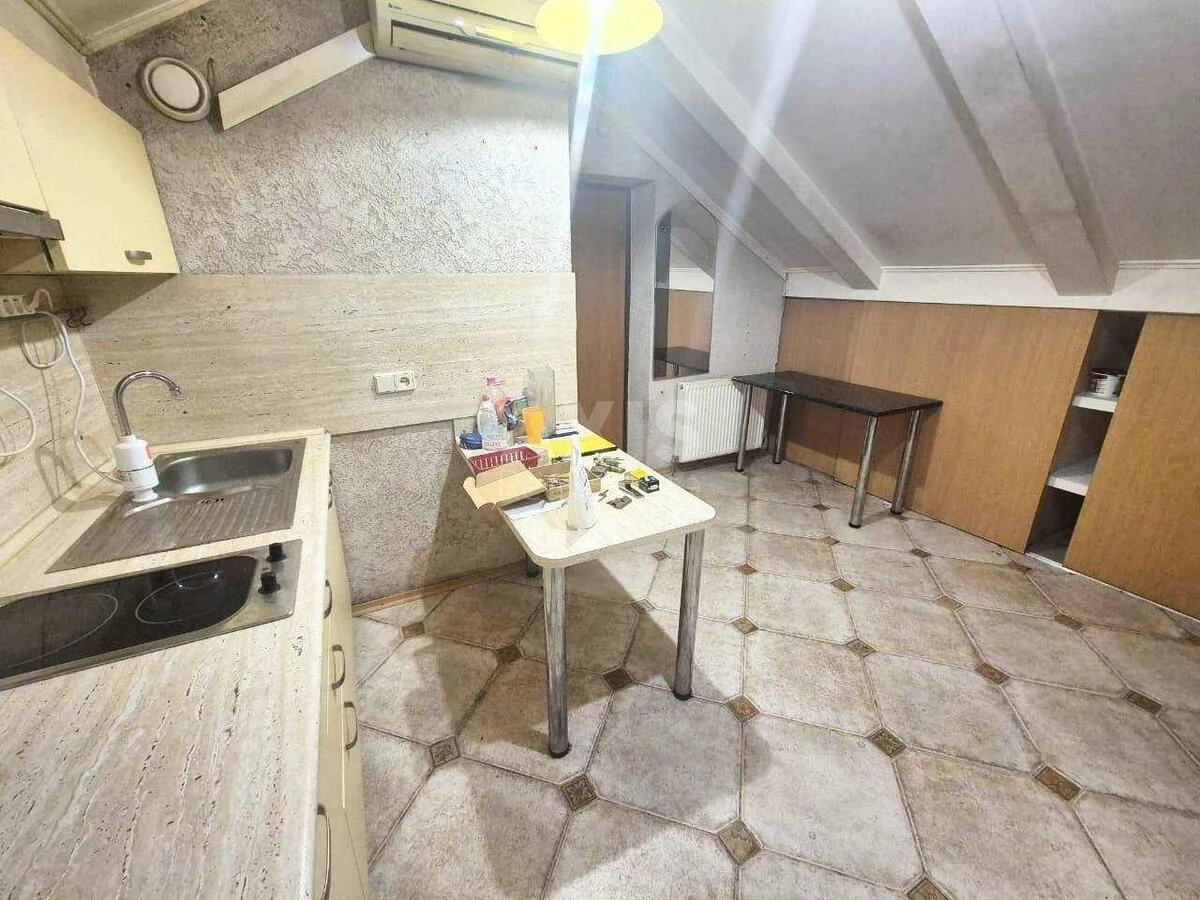 Office vul. Pavlivs'ka 17, 72m263115