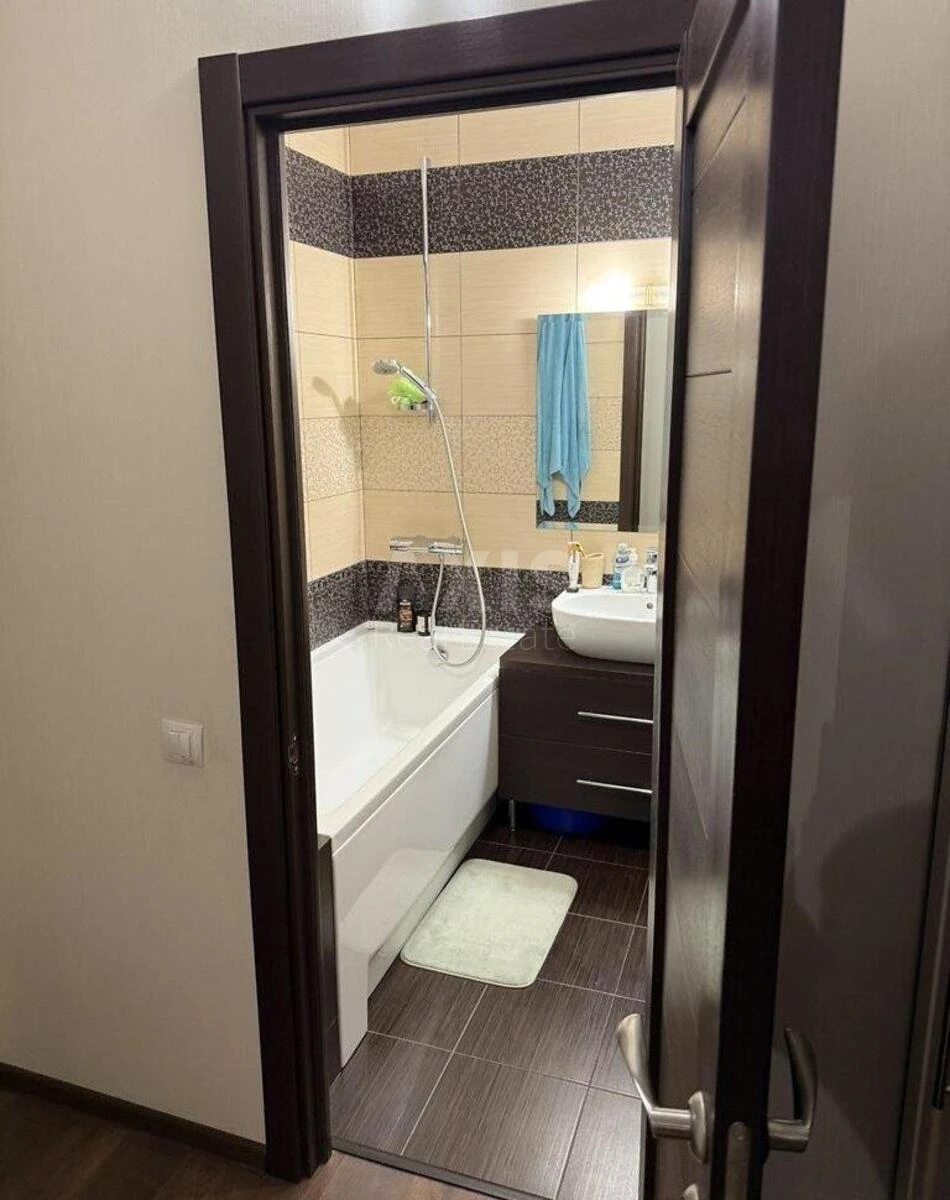 2k apartment vul. Petropavlivs'ka 50Б7165311