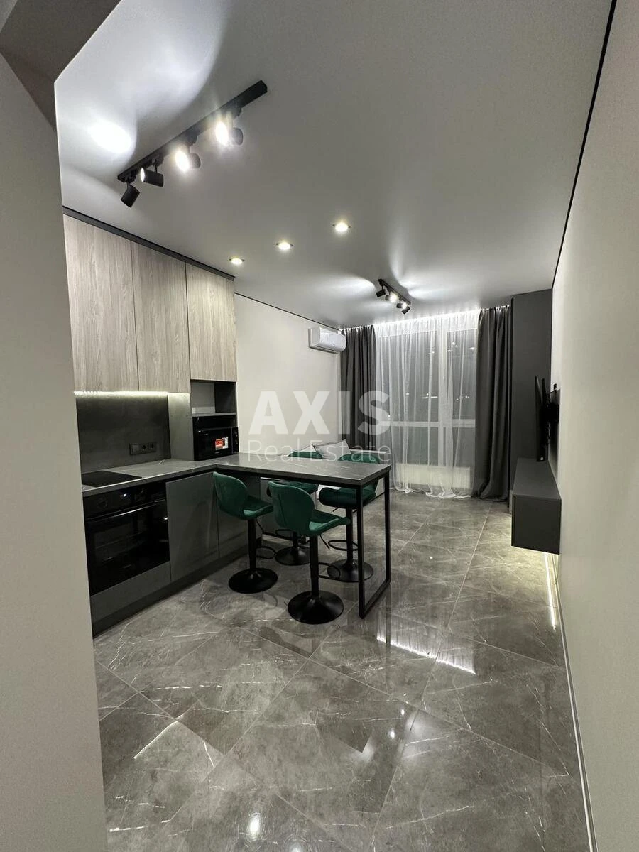 1k apartment vul. Saljutna 2Б621220