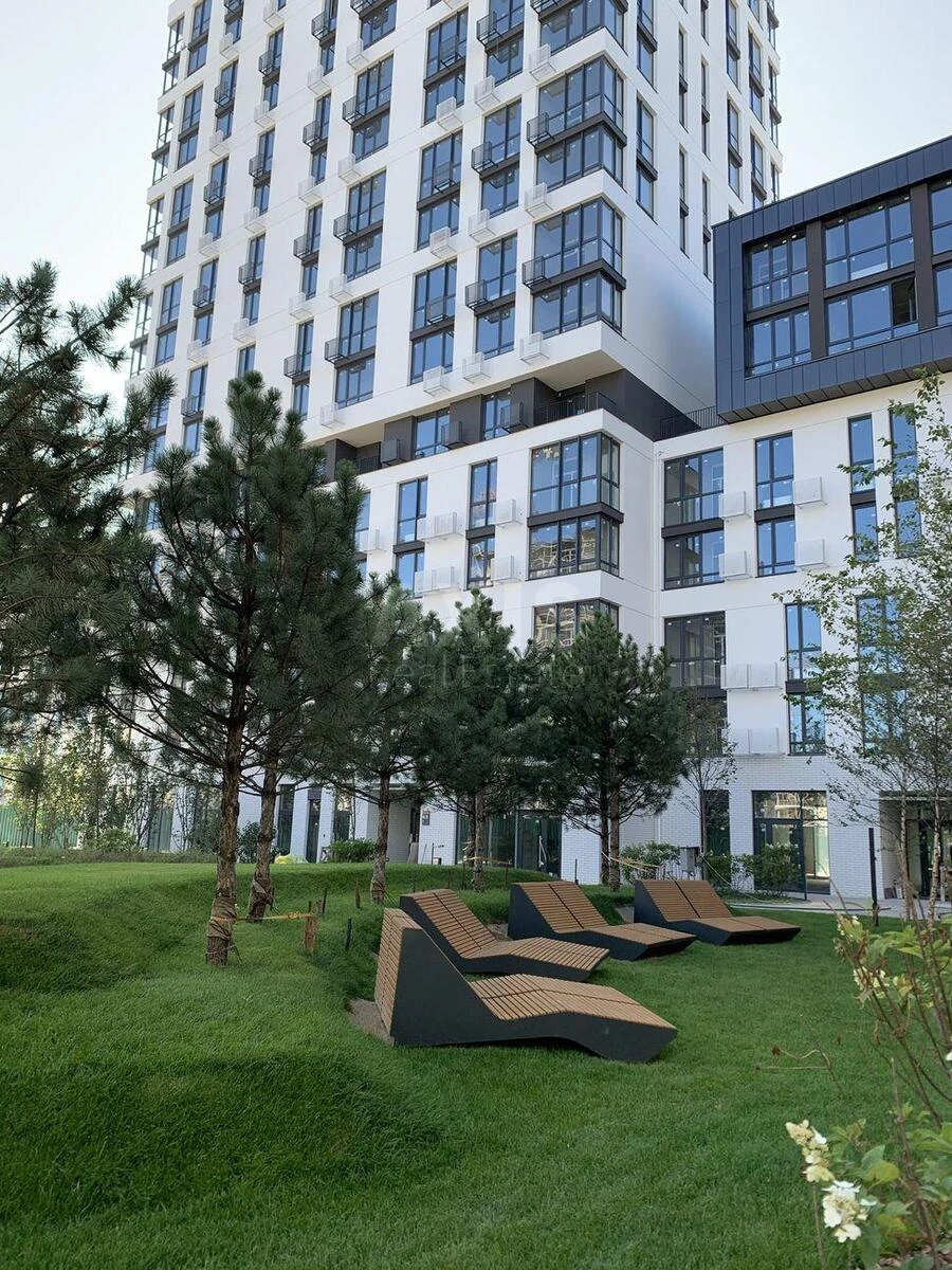 1k apartment vul. Saljutna 2Б6561416