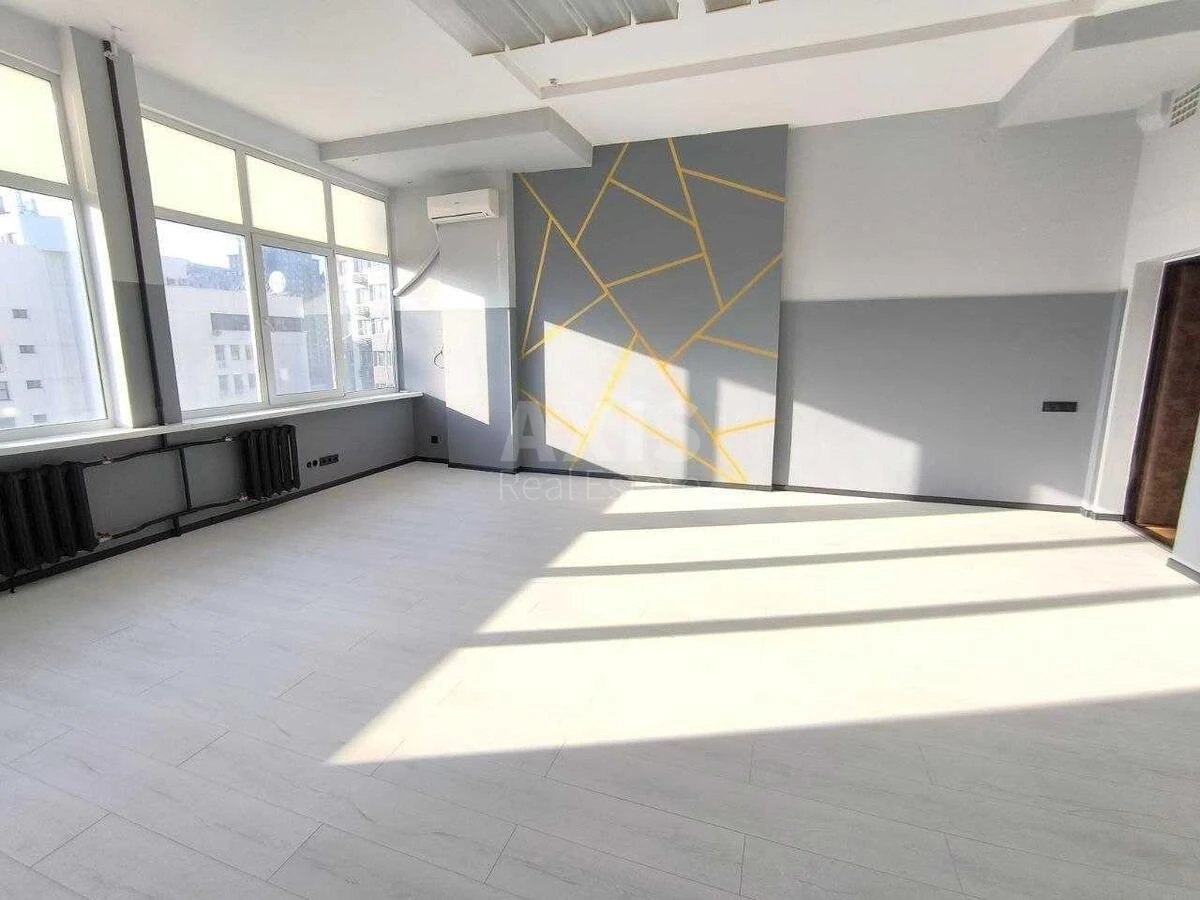 Office vul. Henerala Almazova 18/7, 38m2672071