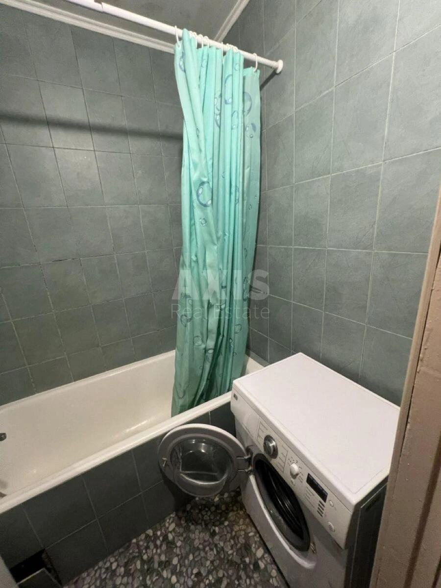 5k apartment vul. Levka Lukyanenka 236632012