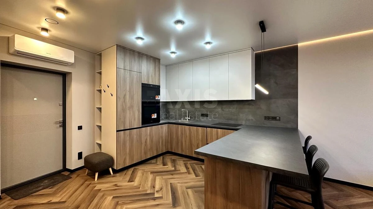 1k apartment vul. Prychal'na 10677148