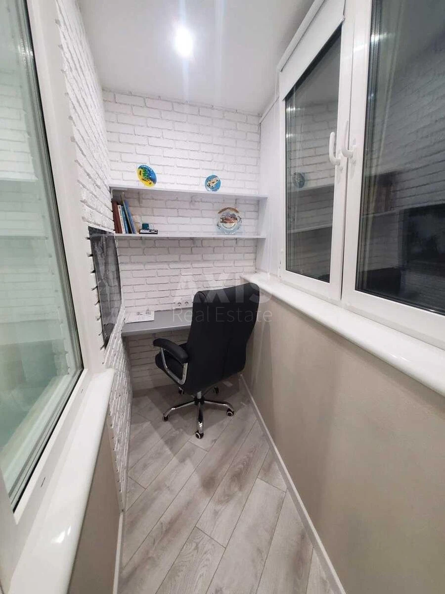 3k apartment vul. Myhajla Maksymovycha 3Г6079814