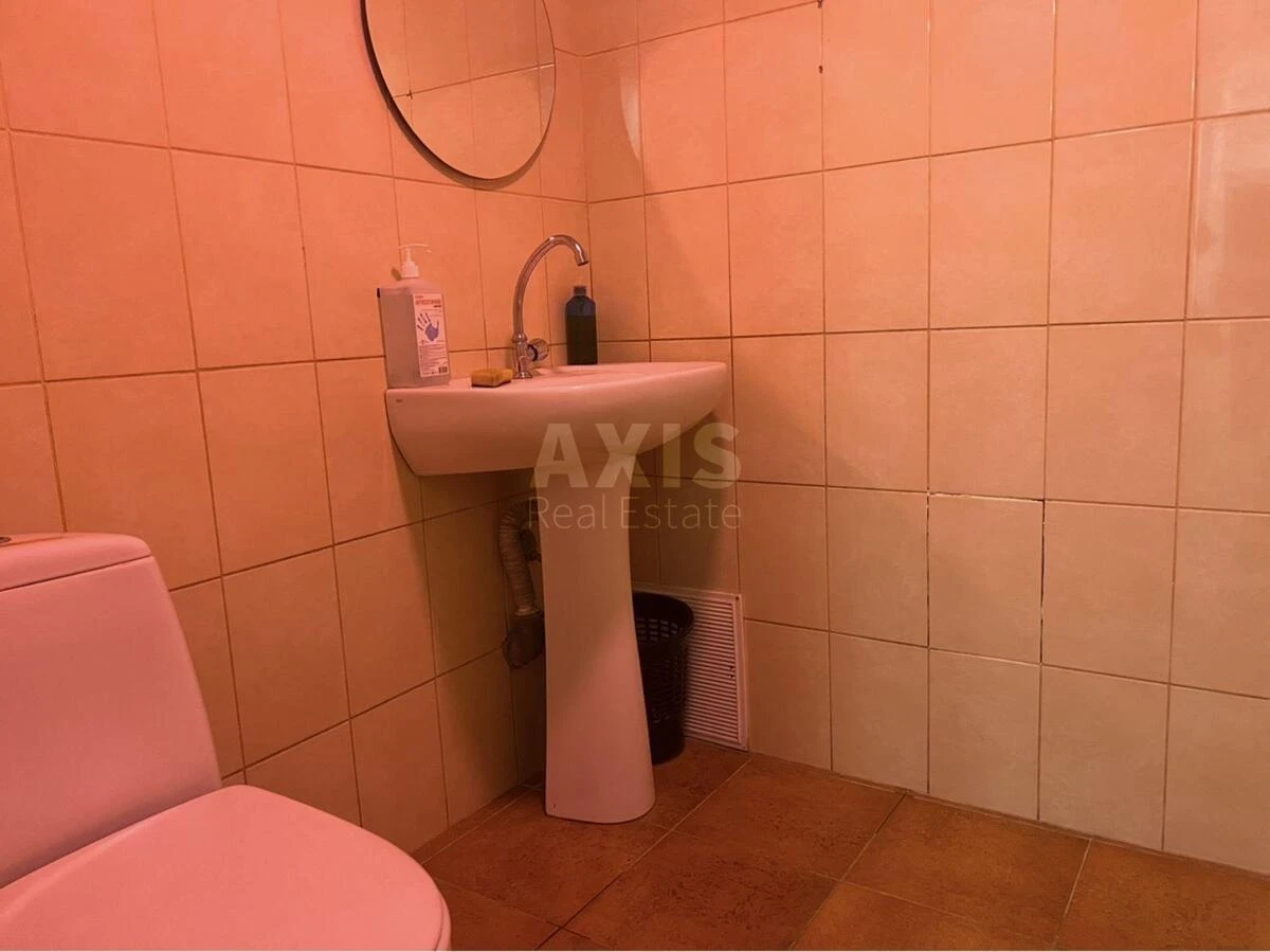 Office vul. Jarmoly Viktora 38, 103m2707571