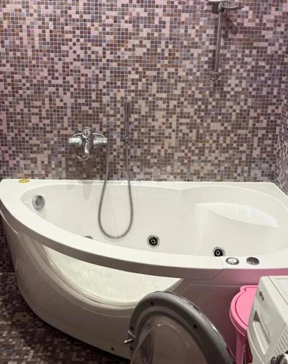 3k apartment vul. Deputats'ka 23А6777816