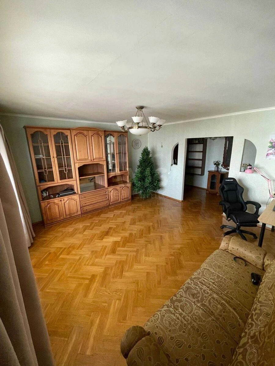 3k apartment vul. Levka Lukyanenka 13А695426