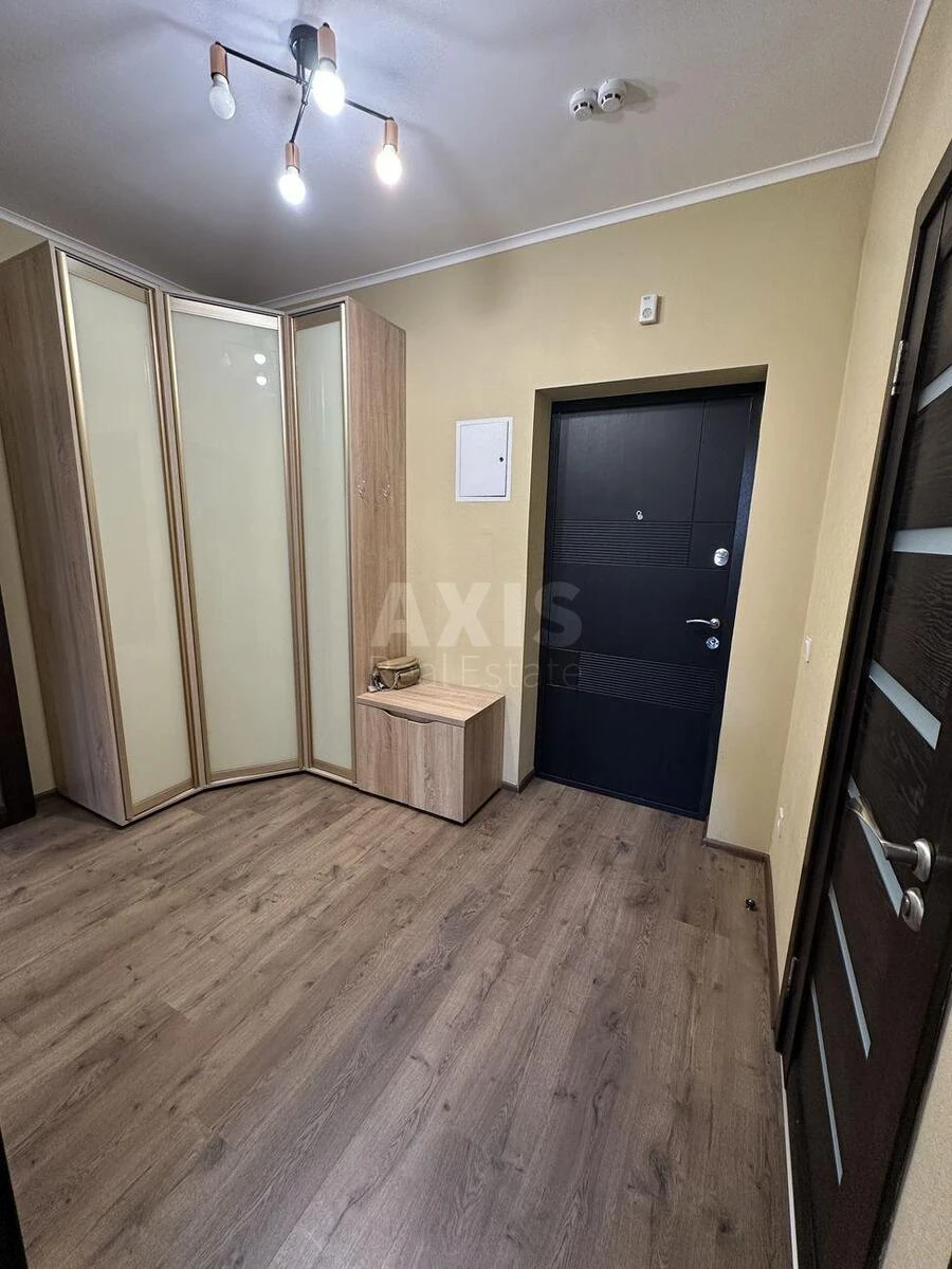 1к квартира пр-т Берестейский 67А695667