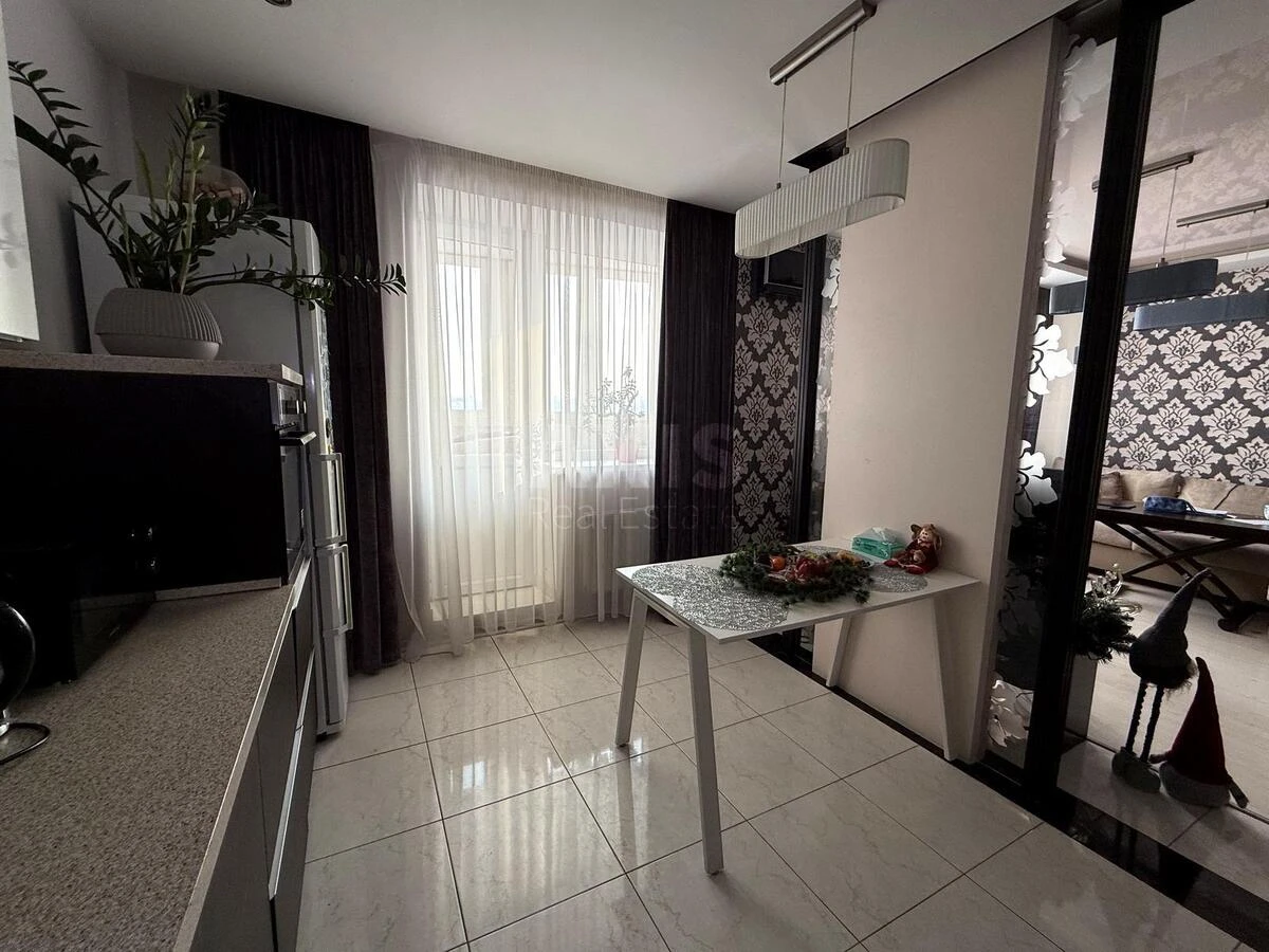 2k apartment vul. Golosii'vs'ka 13Б666454