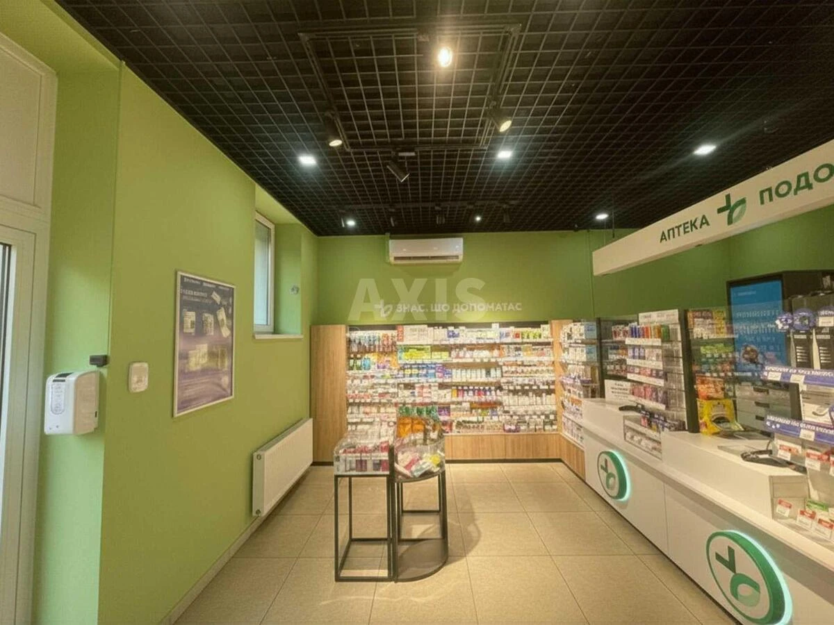 Объект торговли ул. Вышгородская 44, 70м2670930