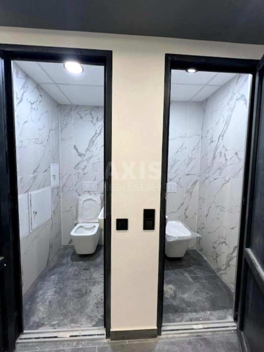 Объект торговли ул. Евгения Коновальца 44А, 180м2634098