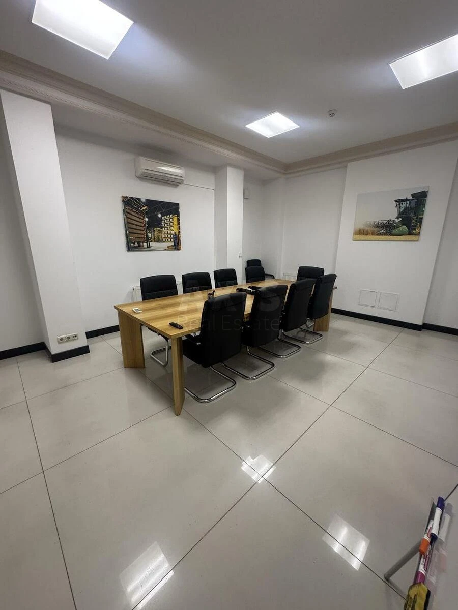 Office vul. Zhyljans'ka 72А, 755m2634833