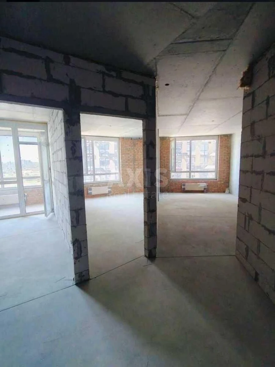 3k apartment nab. Dniprovs'ka 15627440